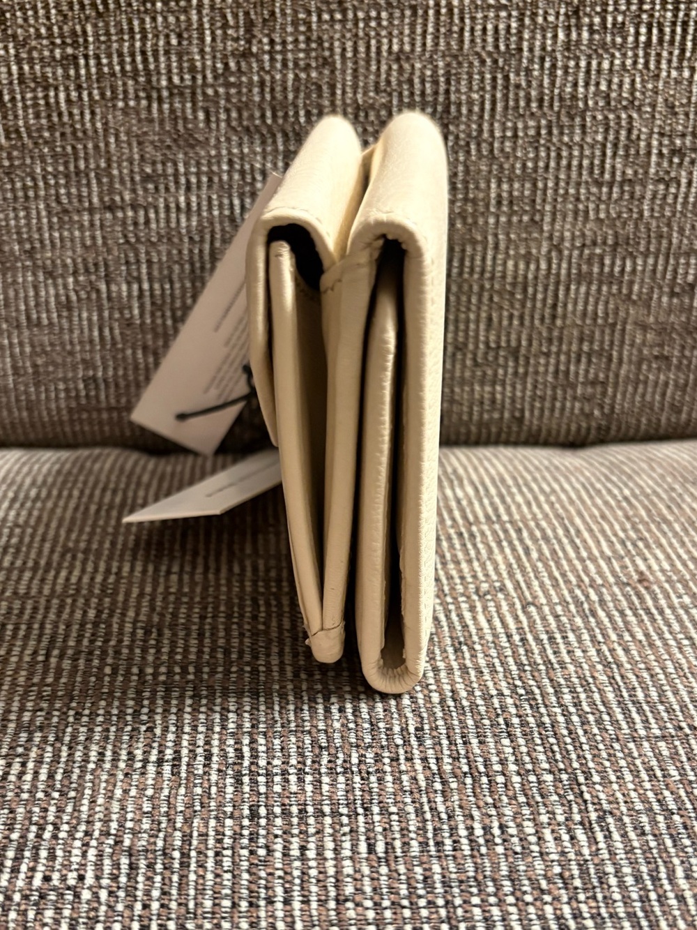 NWT Aimee Kestenberg Zip It Up Trifold Wallet - Picture 3 of 11